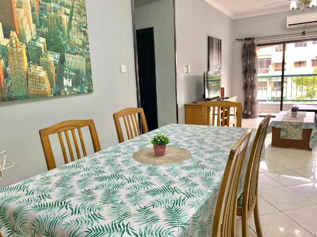 Marina Court Vacation Home 3 Bedrooms - Kota Kinabalu Exterior foto