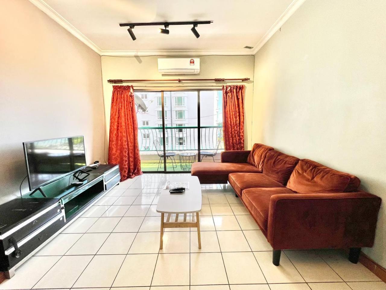 Marina Court Vacation Home 3 Bedrooms - Kota Kinabalu Exterior foto