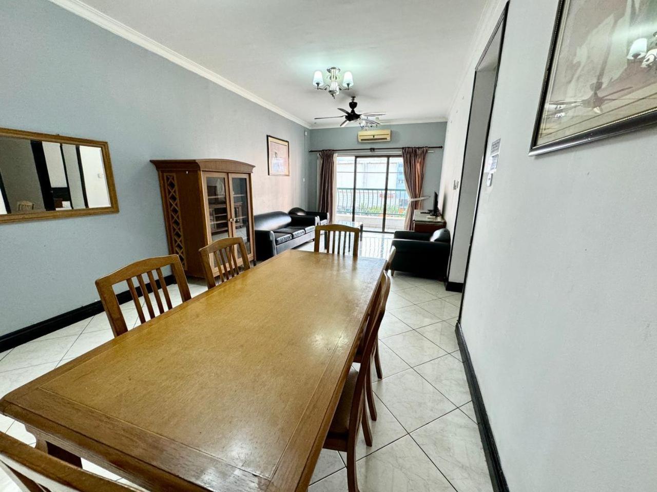 Marina Court Vacation Home 3 Bedrooms - Kota Kinabalu Exterior foto
